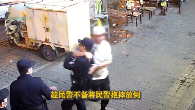 抱摔民警事件，理解与反思的维度分析