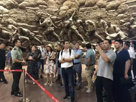 进贤新闻最新动态，小巷深处的独特风味
