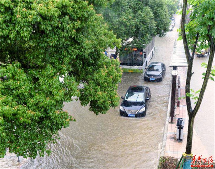 湖南暴雨来袭应对指南，智能产品助你安然度过雨季