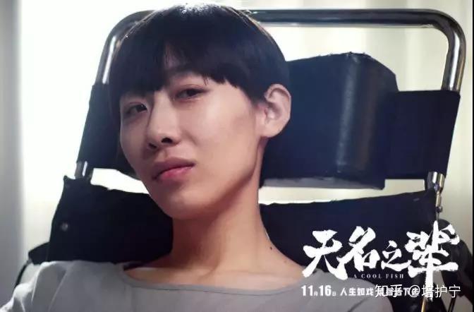 AV演员心，时代背景下的探索与影响，涉黄问题的探讨