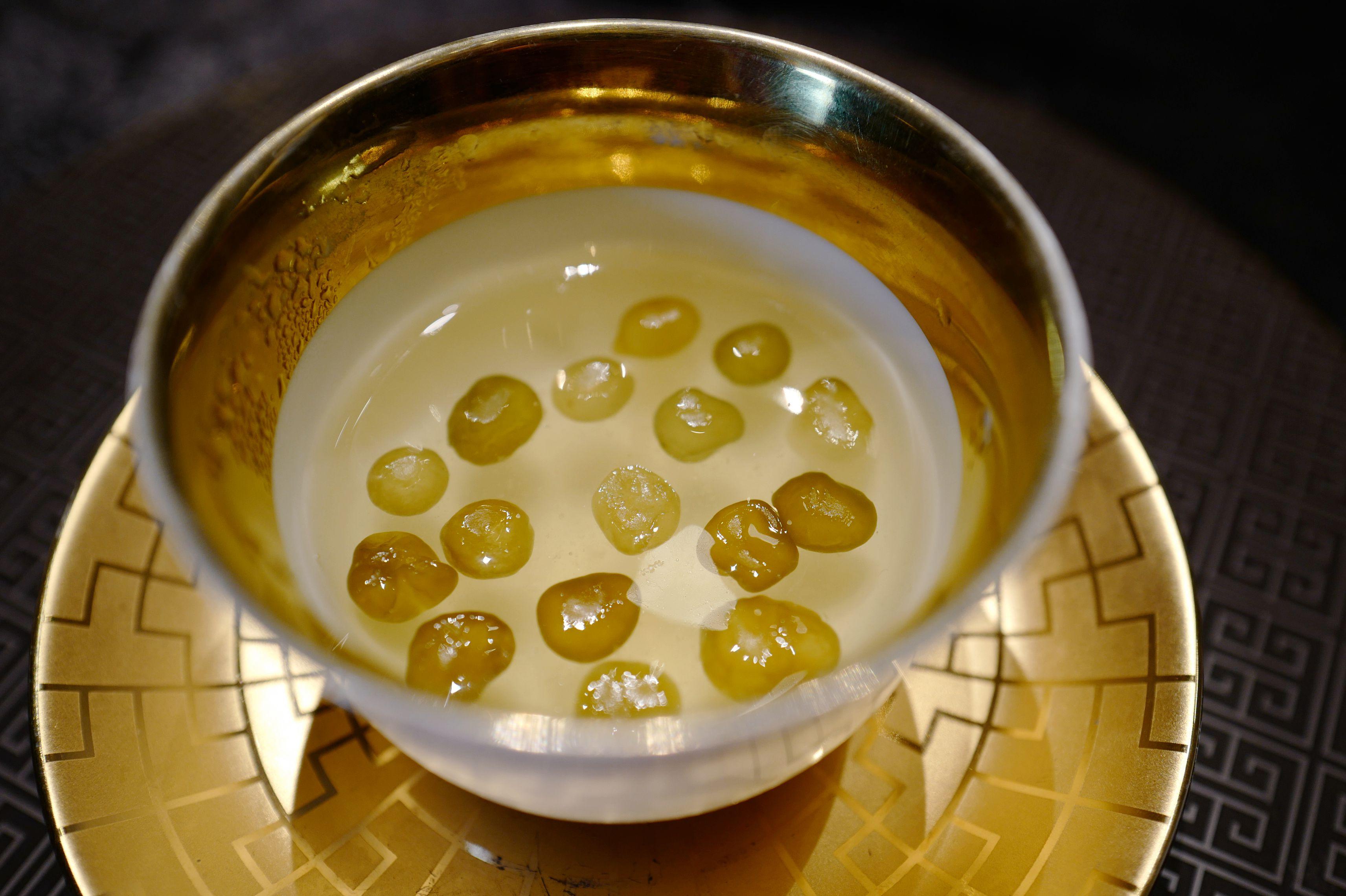最新美食探索纪录片，味蕾盛宴之旅
