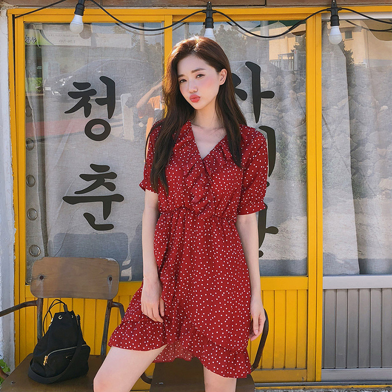 韩国潮流女装精选，时尚与友情的温馨之旅