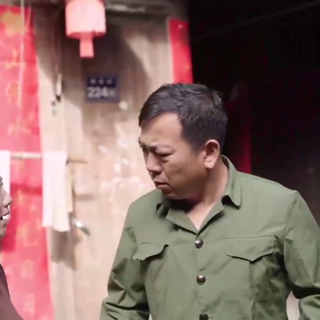 心怡在励志之光电视剧中的表现，照亮人生舞台的温暖力量