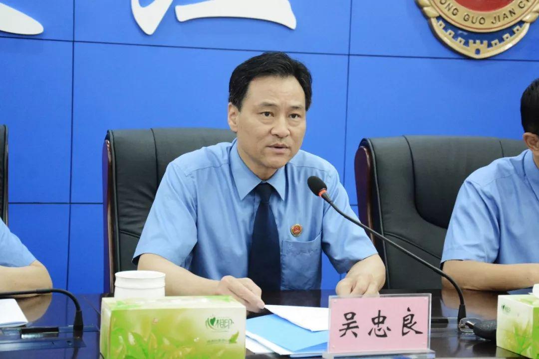 襄阳成工工程机械